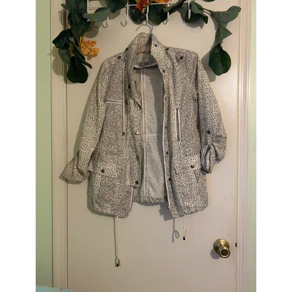 Joie Leopard Print Barker Utility Jacket Womens Size S Lightweight Zip Front Dra - Picture 1 of 8
